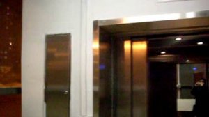 Лифт на станции Шипиловская