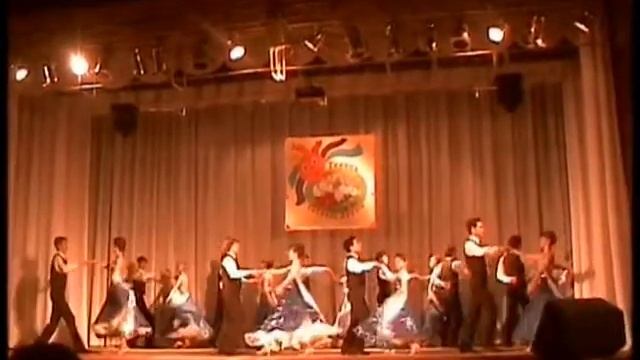Вальс Поющие в терновнике 2008г смотреть онлайн