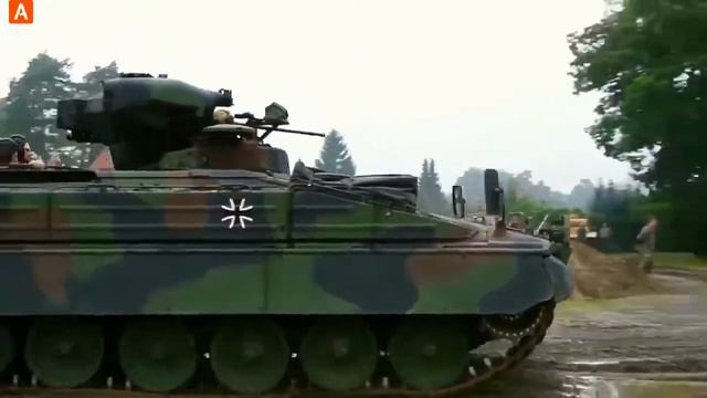 Чешские танки не умеют стрелять - Киеву поставили сломанную технику смотреть онлайн