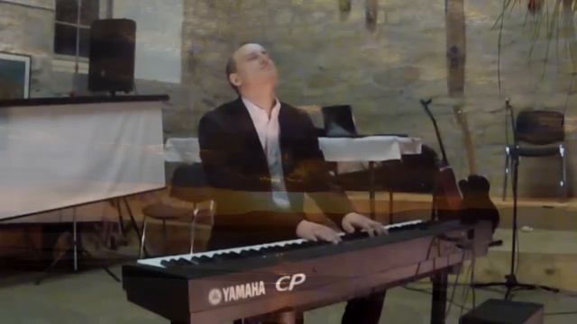 Ludovico Einaudi - Due Tramonti (Two Sunsets Piano Solo) смотреть онлайн