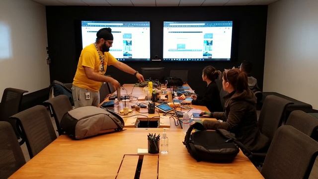 48 Hour Game @ Facebook (GGJ 2020) смотреть онлайн