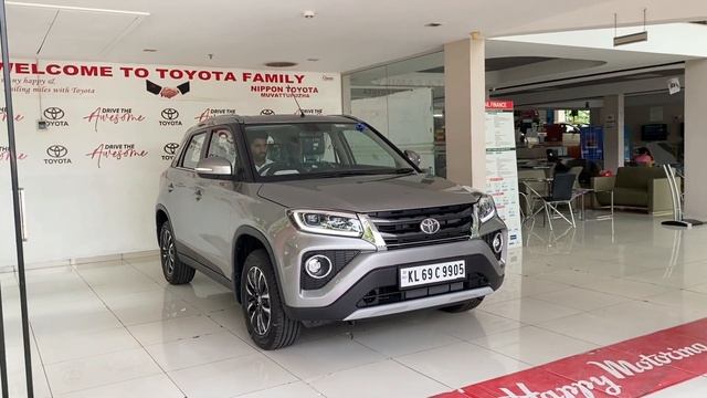 Taking Delivery of Toyota Urban Cruiser| 2022 смотреть онлайн