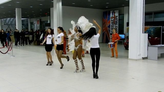 Mini-Carnival 2 смотреть онлайн