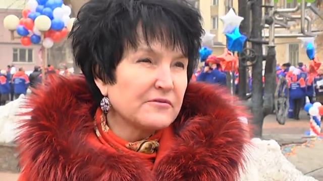Всемирный день воды отметили флешмобом у фонтана "Древо жизни" смотреть онлайн