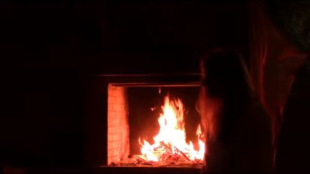 Сказки у очага. Сказка 1. Она - бежит! смотреть онлайн