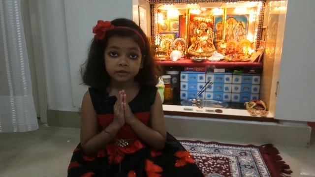 Saraswati Namastubhyam Varade Kama Rupini - Sweet Mantra смотреть онлайн