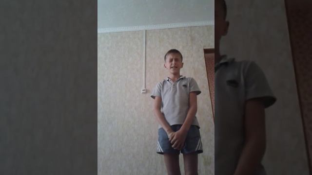 Айфон под подушкой смотреть онлайн