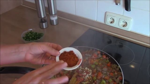 Пиде по турецки с мясной начинкой