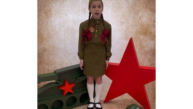 «Баллада о Матери» Андрей Дементьев. Чтец: Солопаева Дарья, 2 «Г» класс, гимназия 7 Волгоград смотреть онлайн