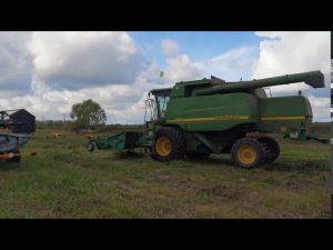 Combine harvesters, комбайнеры. Песня Игорь Растеряев