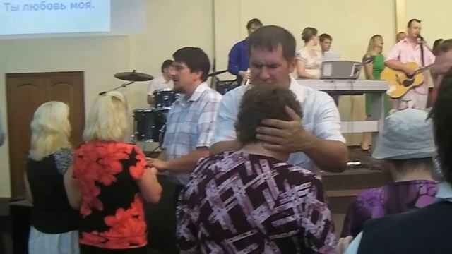 Молитва за нужды людей в церкви смотреть онлайн