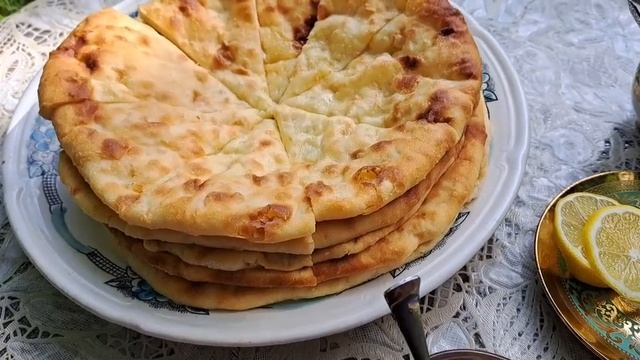 Собрали зверобой и душицу.Пироги с картошкой. Хлеб получился чудесным. смотреть онлайн