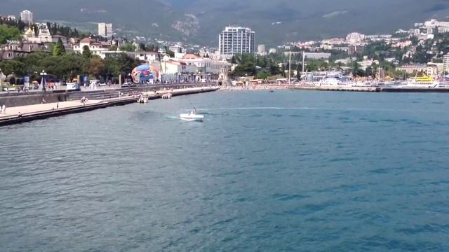 Ялта, Крым, Новый парасейлинг на набережной смотреть онлайн