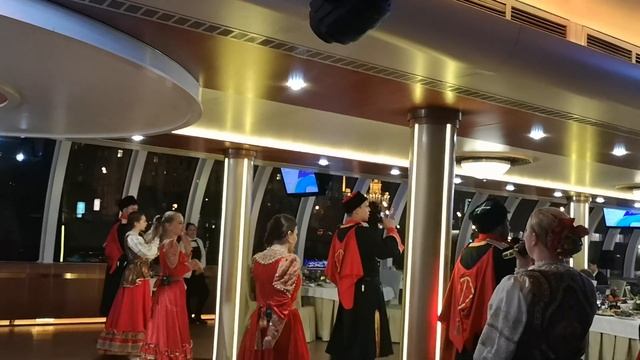 Казачий фольклорный ансамбль Совечёра - Ойся смотреть онлайн