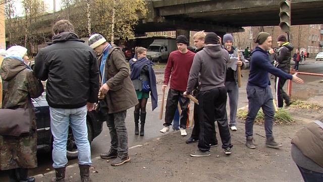 Ради съемок пришлось разбить стекло иномарки