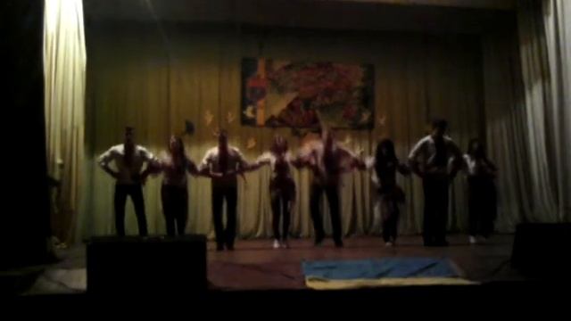 Танцы(Dance) /Ровно / Патриотический танец /Украинський / Флешмоб / танець Перлина Україна смотреть онлайн