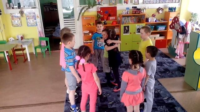 Игра "Ходит Ваня" смотреть онлайн