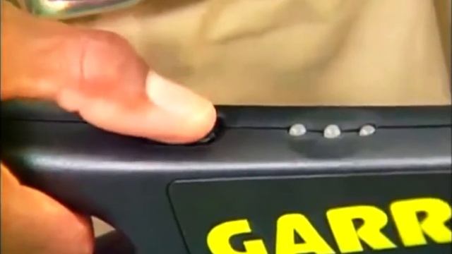 Ручной металлодетектор Garrett SuperWand смотреть онлайн