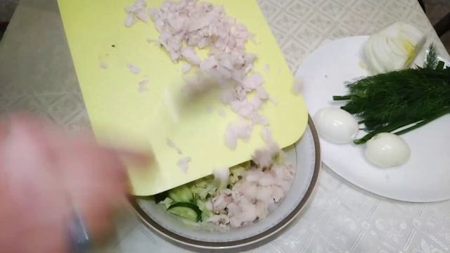 Нежный салат с пекинской капустой смотреть онлайн