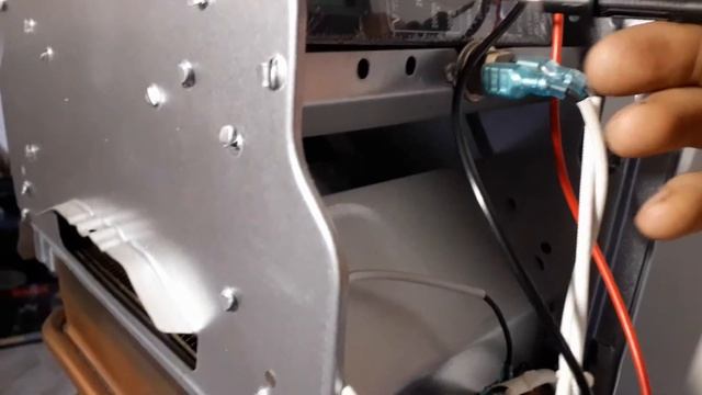 Газовая колонка Bosch не зажигается [ Есть искра а не зажигается] смотреть онлайн