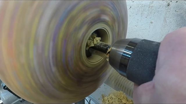Woodturning - The Pencil Donut !! смотреть онлайн