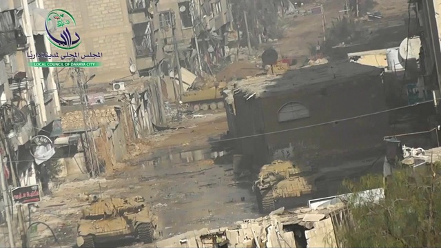 Война в Сирии, 2013 г. Сирийские танки в г. Дарайя (ч.3) смотреть онлайн
