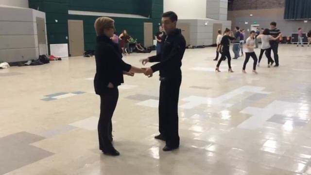 Cha-Cha: Cross over Flick to Side Break смотреть онлайн