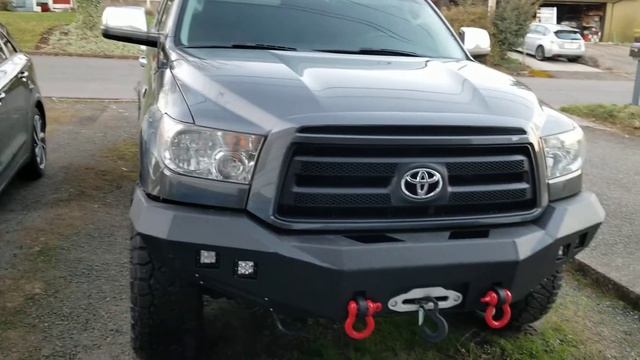 Tundra Smittybilt M1 Bumper X20 12k Winch смотреть онлайн