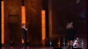 Алла Пугачева - Этот мир / Холодно / Это любовь (День милиции, 2002)