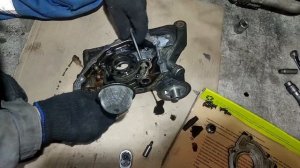 Замена уплотнительного кольца масляного насоса Лансер 9, разбираем  масляный насос Лансер 9.