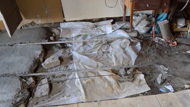 Залил пол в гараже.