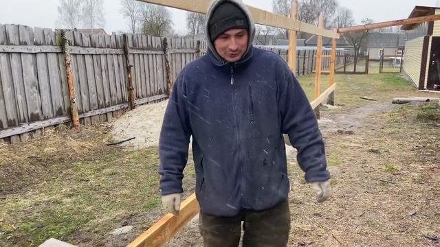 СТРОЙКА В ЭКСТРИМАЛЬНЫХ УСЛОВИЯХ! МЫ ОСТАЛИСЬ БЕЗ ПОРОСЯТ! НАША ФЕРМА! ЖИЗНЬ ПРОСТЫХ ЛЮДЕЙ В ДЕРЕВН смотреть онлайн