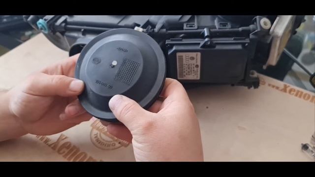 VW Touareg 7L Facelift XENON AFS headlight replaceable parts and their part numbers смотреть онлайн