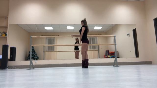 Классическая Хореография. Деми плие #classicalmusic #balet #plies