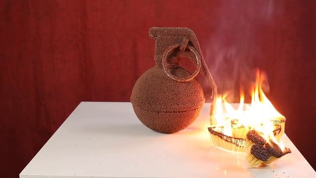 М67(граната) из 12 000 спичек смотреть онлайн