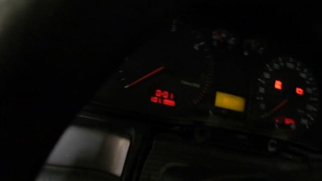 ГОРИТ ЗНАЧОК КОЛОДОК АУДИ А4 смотреть онлайн