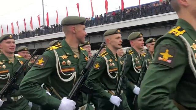 Авиация и прохождение коробок после Парада Победы 2021 смотреть онлайн