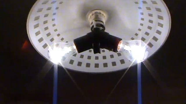 Патрон-двойник Е27. Патрон на две лампочки. Не пластиковый смотреть онлайн