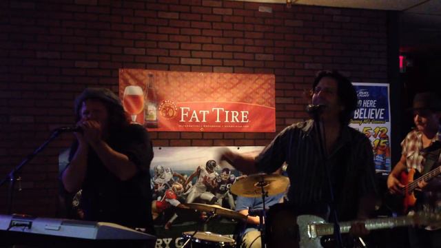 George Kilby Jr. & The Road Dogs - Walkin' The Dog смотреть онлайн