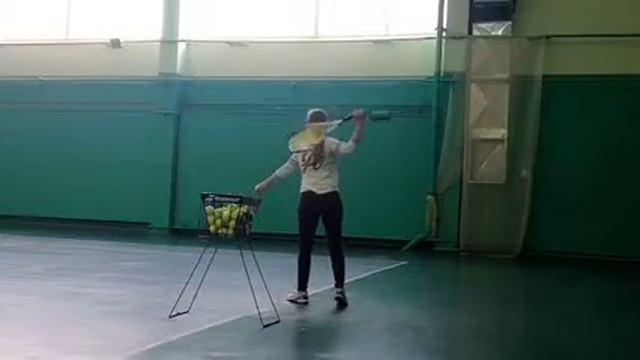 Подача в большом теннисе для начинающих - результат спустя 5 мес. Обучения смотреть онлайн
