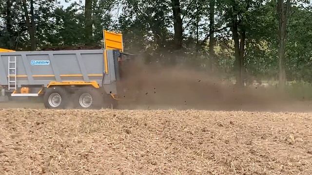 Bam Brook Farm equipment importing Begin spreaders смотреть онлайн