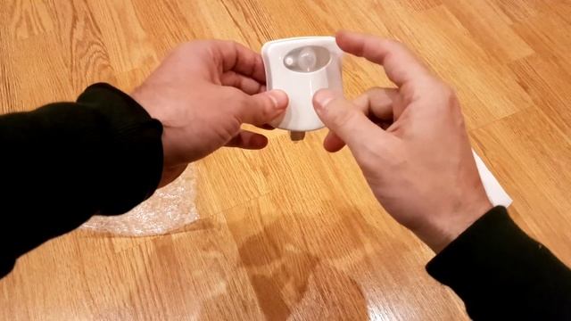 Ваш унитаз заиграет новыми красками ПОДСВЕТКА ДЛЯ ТУАЛЕТА!Светодиодный ночной светильник для унитаз смотреть онлайн