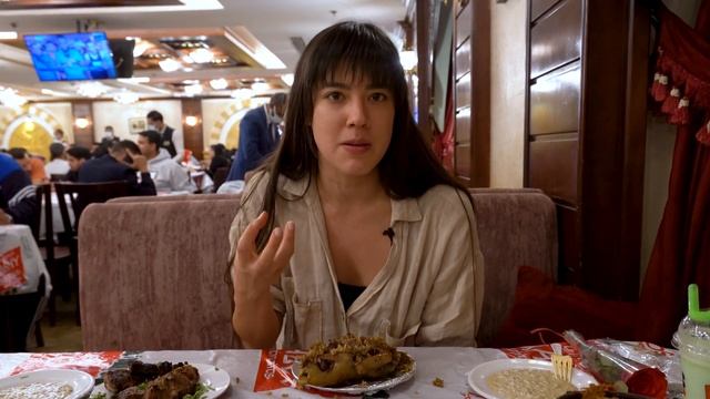 AUTHENTIC Egyptian Food at Cairo's BEST Restaurant ?? | PIGEON, Molokhia, & More! смотреть онлайн