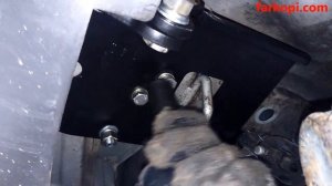 Установка фаркопа Auto Hak на Hyundai Tucson