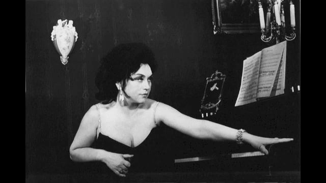 Галина Карева - 100 лет назад, 100 лет вперед смотреть онлайн