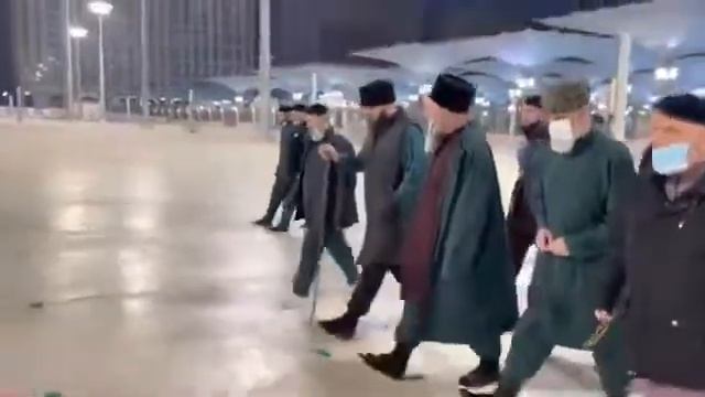ЧЕЧЕНЦЫ В САУДОВСКОЙ АРАВИИ С ОФИЦИАЛЬНЫМ ОТКРЫТИЕМ ДОРОГУ В ХАДЖ МИССИЮ смотреть онлайн