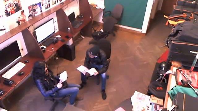 Во время "бэкапа" можно почитать книжки и посмеят смотреть онлайн