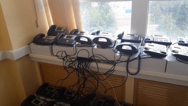 Сколько телефонов нужно для счастья? смотреть онлайн