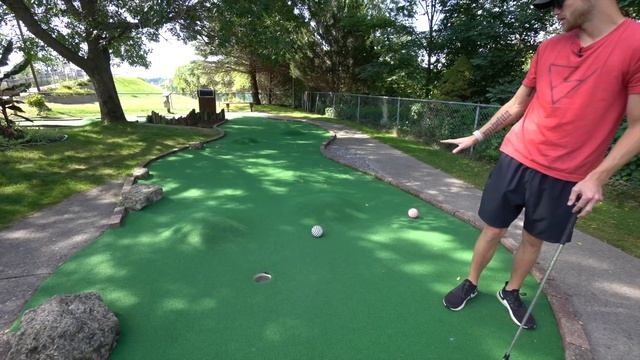 Giant Spike Ball Mini Golf Challenge! | $500 Hole In One! смотреть онлайн