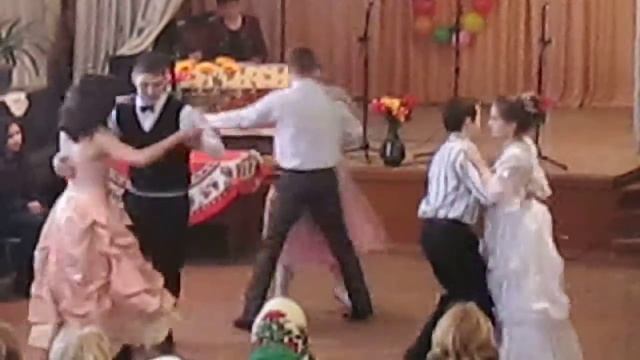 "Танцкласс"-вальс цветов!!! смотреть онлайн